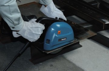 Makita 4131 Metal Kesme Makinası