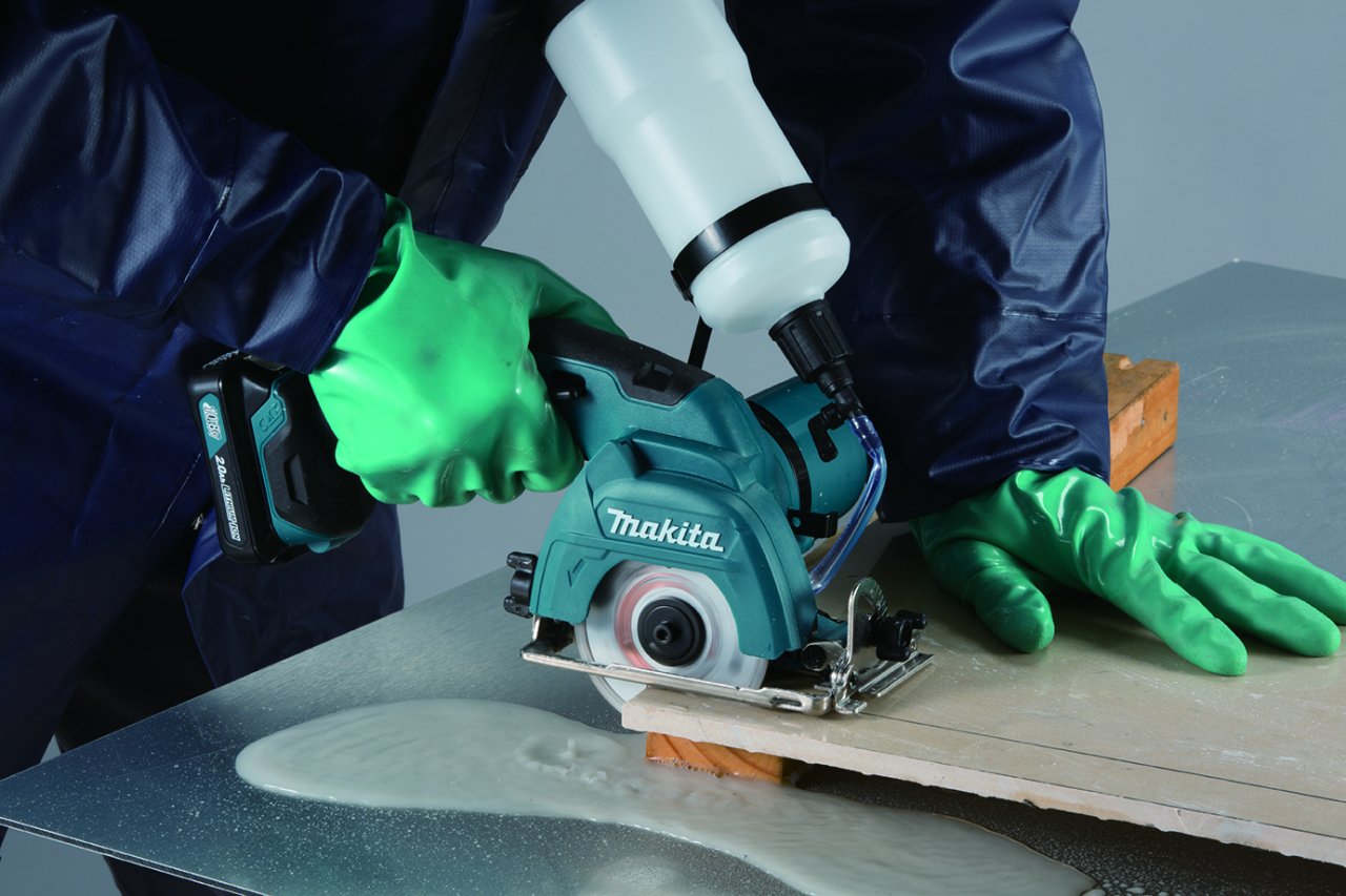 Makita CC301DWAE Cam-Fayans Kesme Makinası