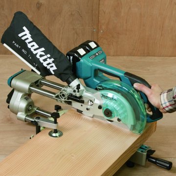 Makita DLS714RT2 Gönye Kesme