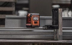 Aeg Kırmızı Çizgili Lazer Metre CLR215-B