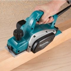 Makita M1902MB Planya 82MM